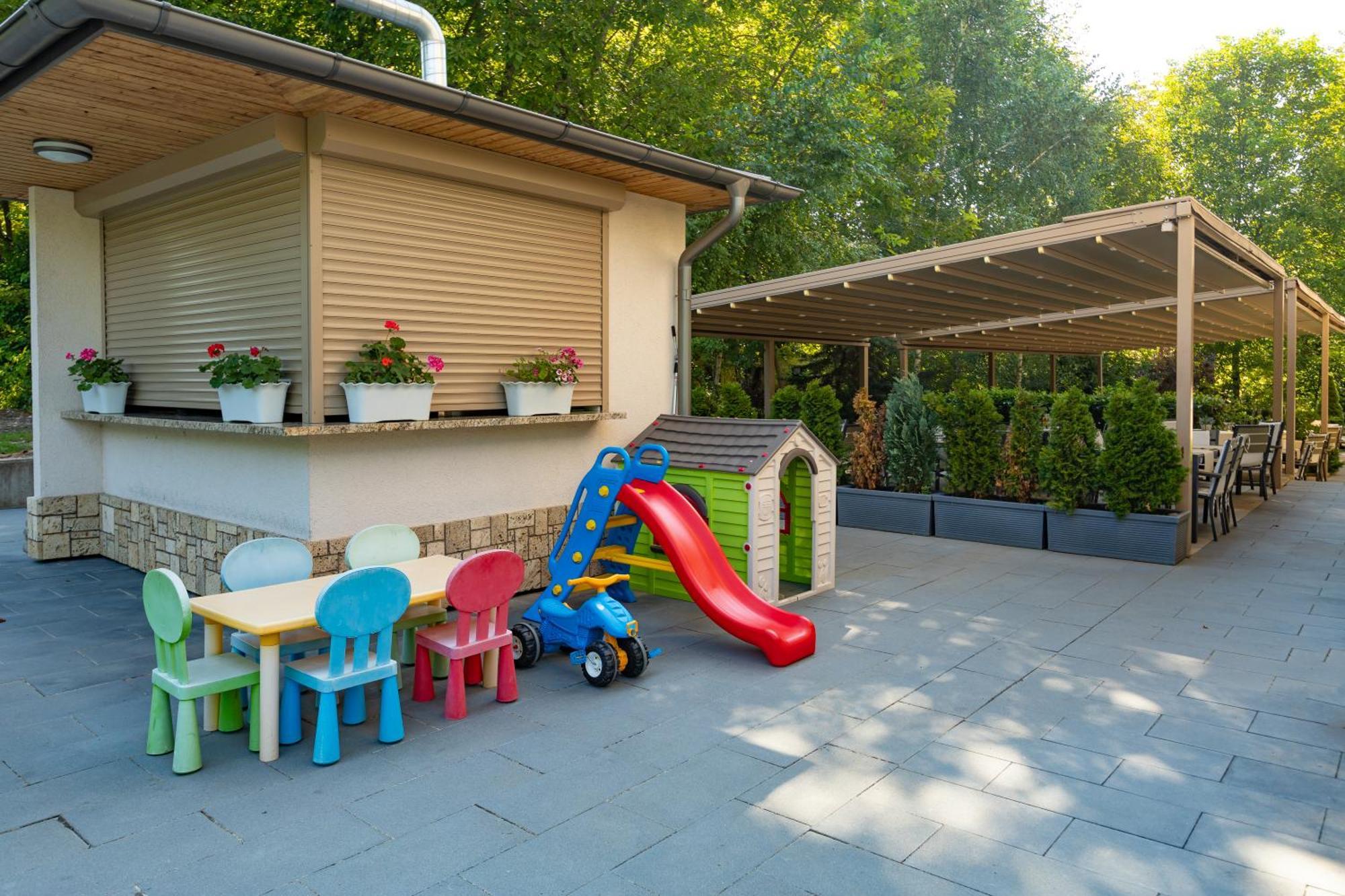 קרושונה Hotel & Relax Zone Cattleya מראה חיצוני תמונה