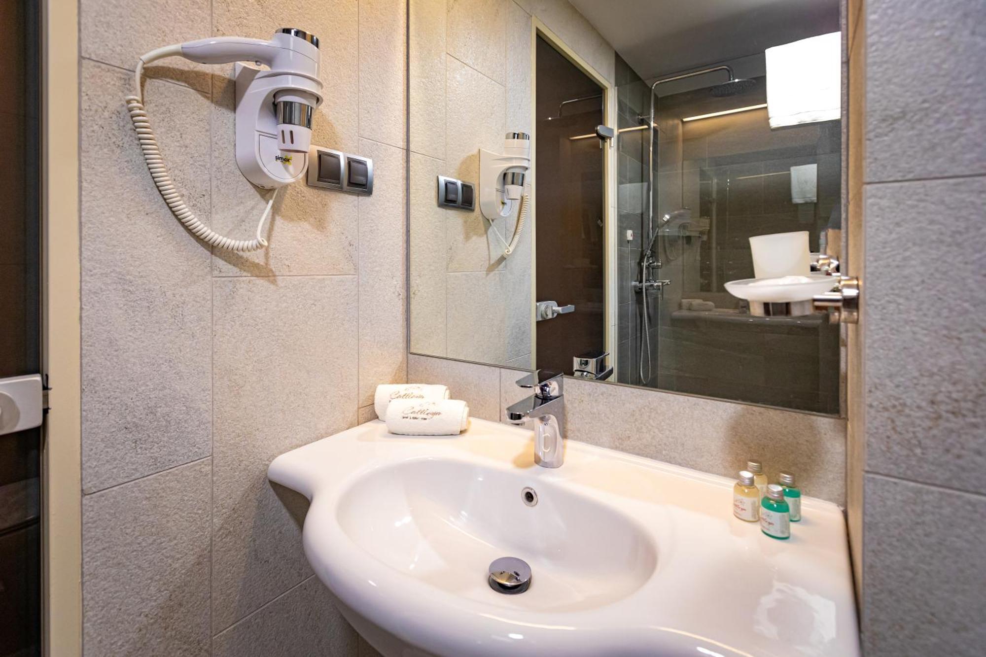 קרושונה Hotel & Relax Zone Cattleya מראה חיצוני תמונה