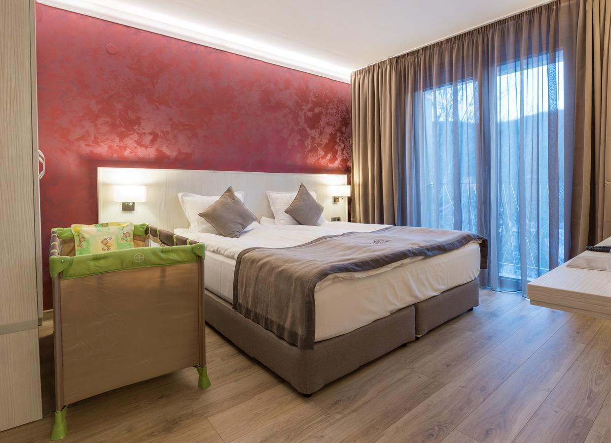קרושונה Hotel & Relax Zone Cattleya מראה חיצוני תמונה